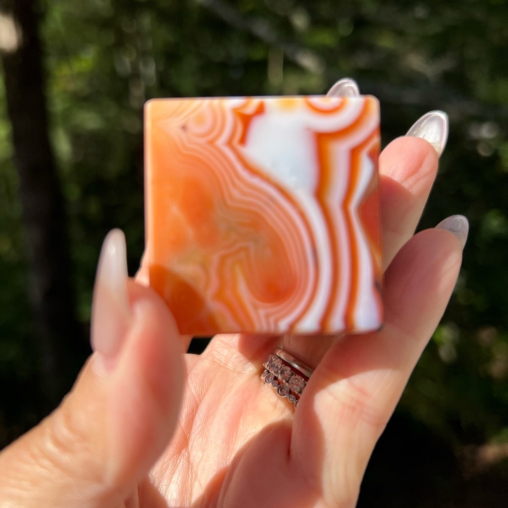 Carnelian (1) cube | crystal